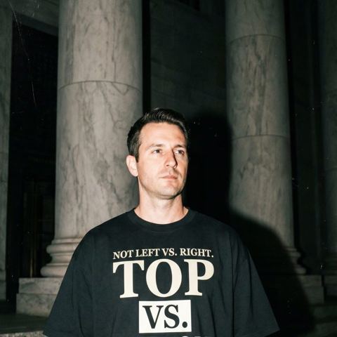 TOP VS. BOTTOM — Heavyweight Tee