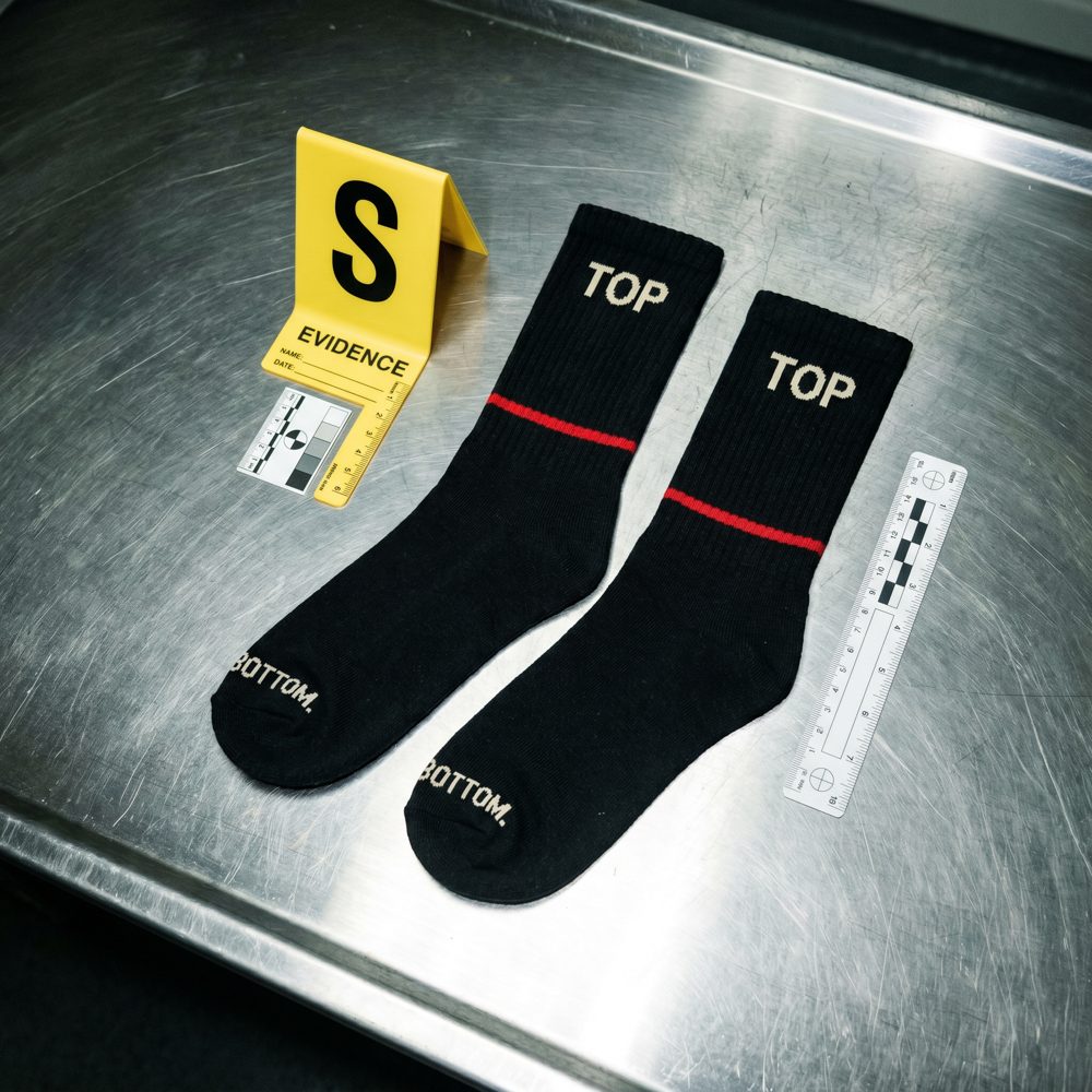 TOP VS. BOTTOM — Crew Socks